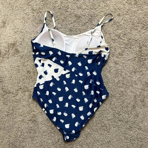 Summersalt Swimsuit One Piece - Picture 2 of 7